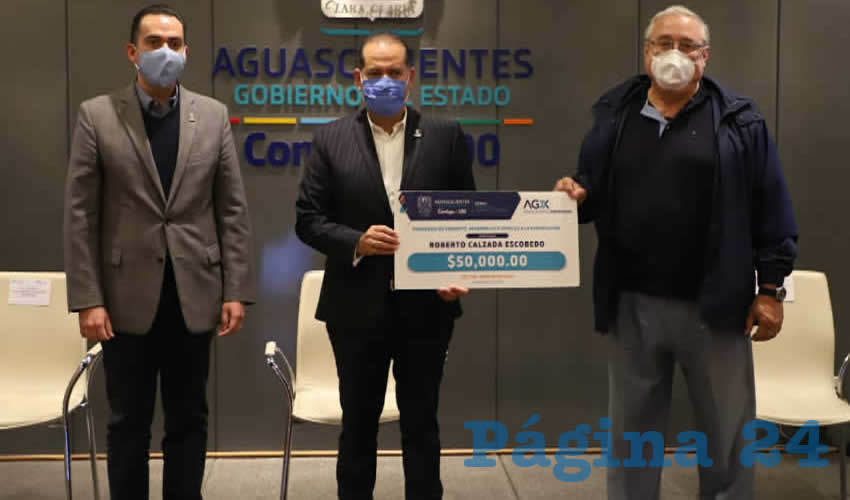 Martín Orozco Sandoval entregó 17 subsidios del Programa Aguascalientes Exportador