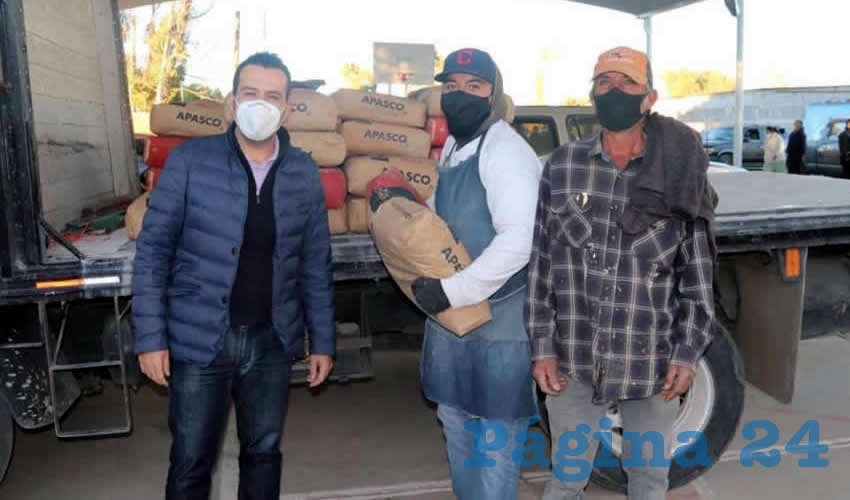Ulises Mejía Haro ha visitado los hogares de las familias más vulnerables