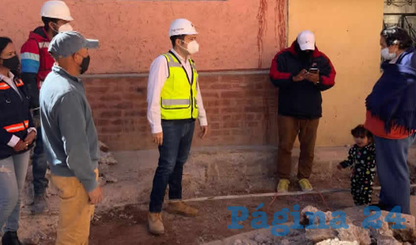 El alcalde acompañado de miembros del cabildo, recorrieron esta intervención donde se revisó de primera mano el avance del proyecto