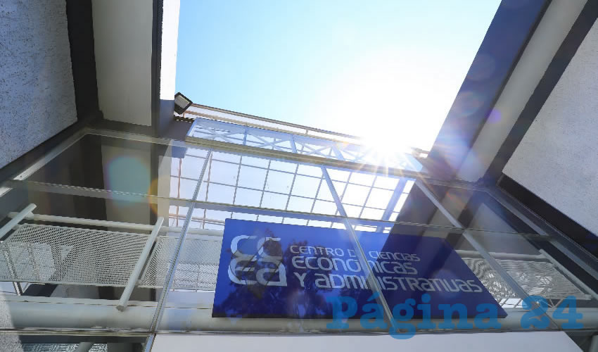 El doctor Oropeza Tagle ha estudiado las cadenas de importaci&oacute;n y exportaci&oacute;n como uno de los ejes para el an&aacute;lisis de la situaci&oacute;n general