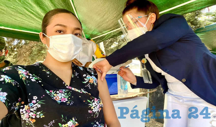 Aunque el personal de salud que se encuentra en la Ciudad de M&eacute;xico ya se encuentra vacunado, a&uacute;n debe protegerse con las medidas b&aacute;sicas de bioseguridad