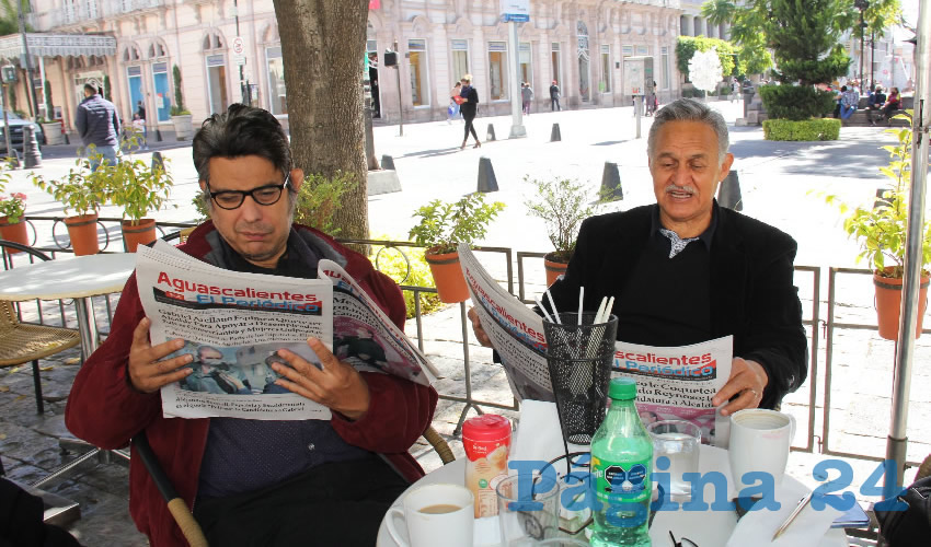 En Caf&eacute; Catedral desayunaron Daniel Garc&iacute;a Puente y Mario Ch&aacute;vez Tapia