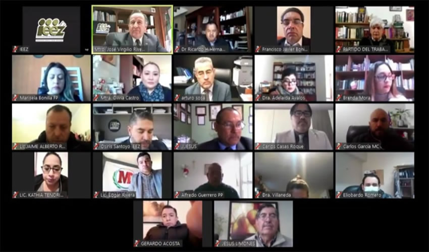 Durante el desarrollo de la Sesión Ordinaria del Consejo General, las y los representantes de los Partidos Políticos, Consejeras y Consejeros Electorales, el Consejero Presidente y el Secretario Ejecutivo, reconocieron el trabajo desempeñado por las Consejeras Electorales Dra. Adelaida Ávalos Acosta y la Mtra. Elia Olivia Castro Rosales, así como del Consejero Electoral Lic. J. Jesús Frausto Sánchez, quienes concluyen el período por el que fueron designados el próximo 4 de enero de 2021