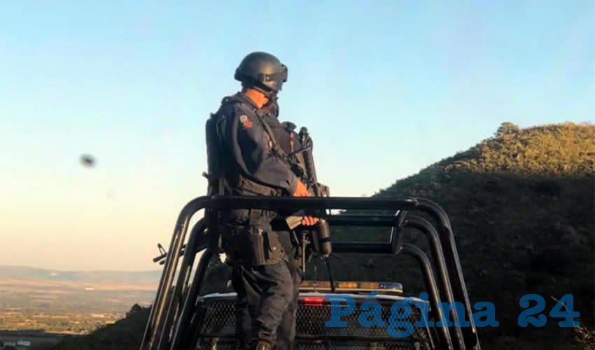 El arribo de los policías al sitio donde fueron encontrados los cadáveres
