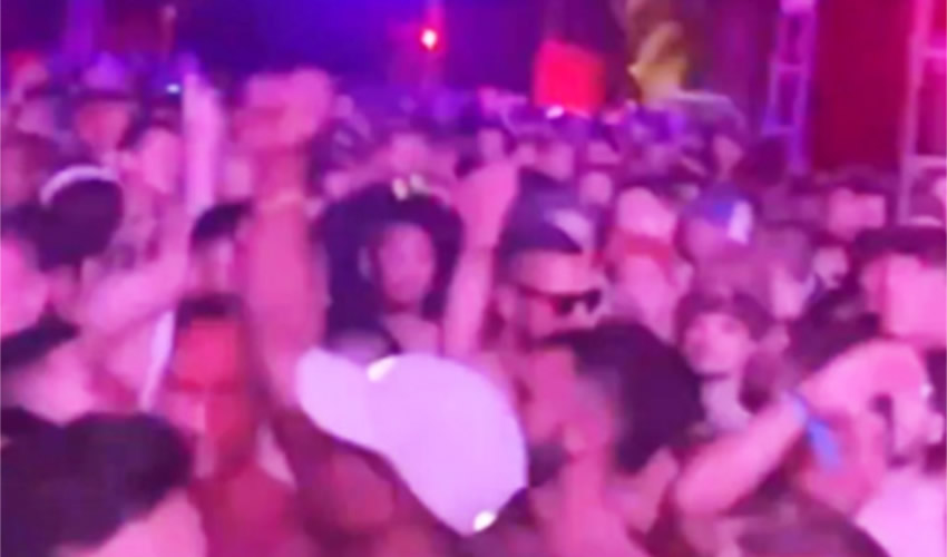 El evento fue parte de las actividades del White Party New Year’s Weekend, que se realizó del 30 de diciembre de 2020 al 3 de enero de 2021 en varios puntos de Puerto Vallarta, Jalisco, y Bahía de Banderas, Nayarit. Las autoridades de ambos estados no se han manifestado en torno al evento/Foto: Especial