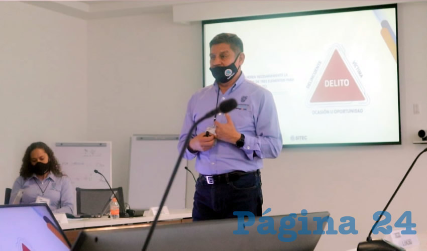 Porfirio S&aacute;nchez Mendoza indic&oacute; que durante la charla se abord&oacute; el tema de delitos cibern&eacute;ticos y la manera en la que operan las personas dedicadas a la extorsi&oacute;n telef&oacute;nica