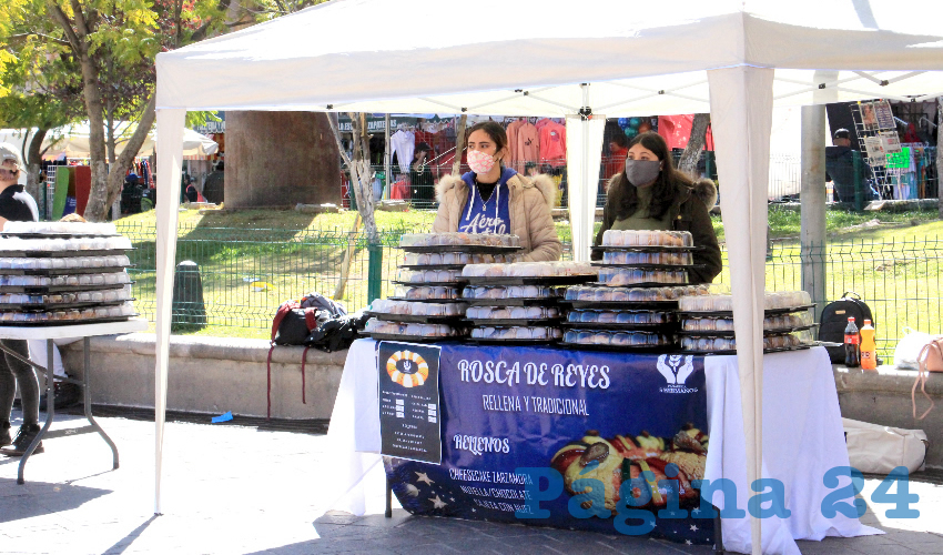A la baja la venta de rosca de reyes (Foto: Rocío Castro)