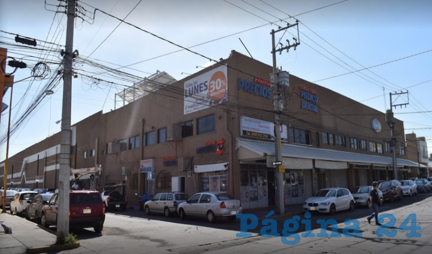 Farma Precios de Plaza San Marcos, el lugar del atentado