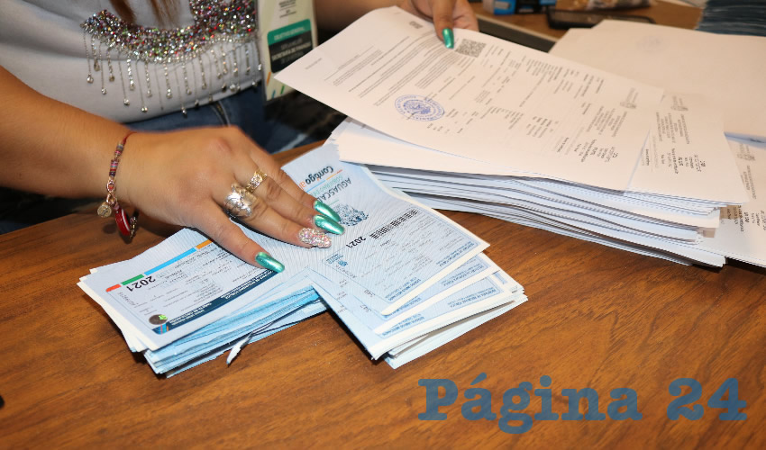 Para disponer de su tarjeta de circulaci&oacute;n, los contribuyentes deber&aacute;n presentar comprobante de pago electr&oacute;nico y una identificaci&oacute;n oficial, si se trata del titular