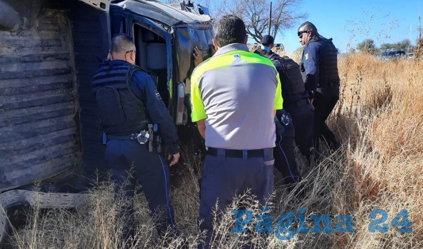 La Ford sufrió una falla en los frenos, aseguró su conductor, Nezahualcóyotl “N” “N”, de 44 años}