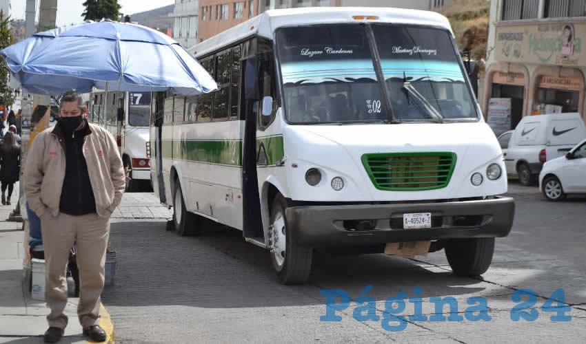 Solamente se ha emitido una sanción al chófer de un transporte público, por no portar cubrebocas (Foto: Merari Martínez)