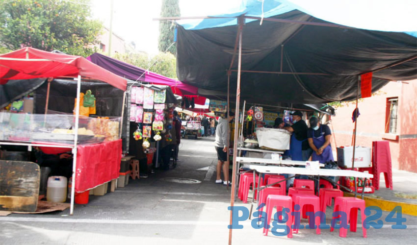 Los tianguis de la ciudad se pusieron, muchos de ellos sin puntos de control en los accesos. Hubo poca asistencia, pero hubo