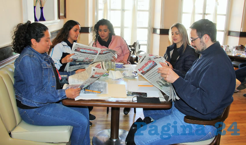 En el restaurante Sanborns desayunaron Ver&oacute;nica Sol&iacute;s, Adriana V&aacute;zquez, Nancy Mart&iacute;nez, Montserrat de Alba y Alberto Aguayo