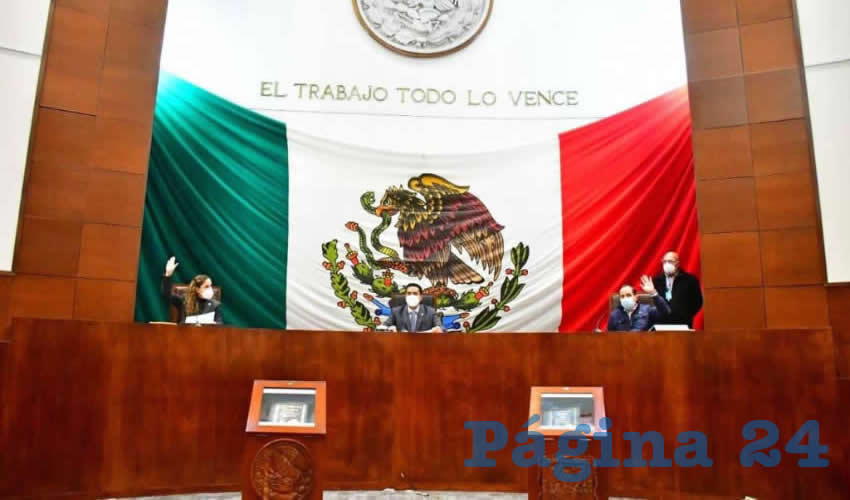 En sesión de la Comisión Permanente se aprobó un periodo extraordinario de sesiones que se desarrollará a partir de mañana, donde se trabajarán diversas iniciativas (Foto: Cortesía)