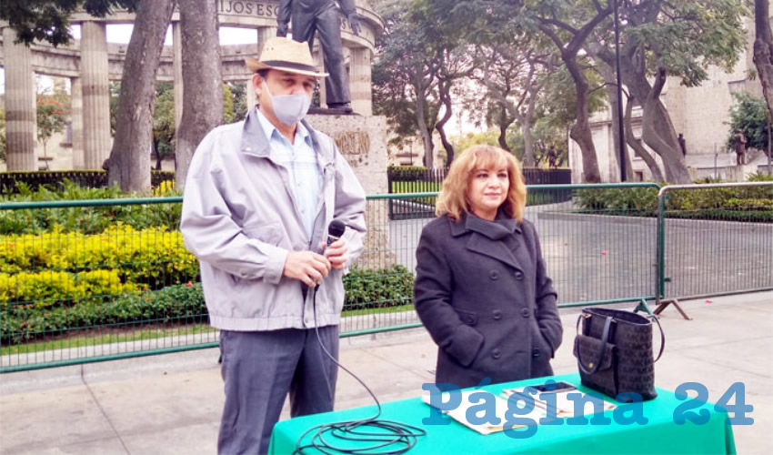 “Vamos a hacer un juicio político en contra del consejo técnico del SIAPA, donde abarcan los alcaldes metropolitanos. (…) Este tipo de situaciones son de lesa humanidad por la contaminación del agua”, tronaron jaliscienses que recaban firmas para que se emprenda el procedimiento/Foto: Elizabeth Ríos Chavarría