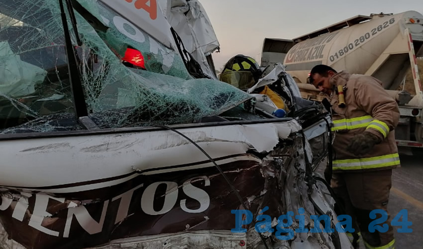 El desigual encontronazo ocurrió en la carretera federal 71, a la altura del kilómetro 17