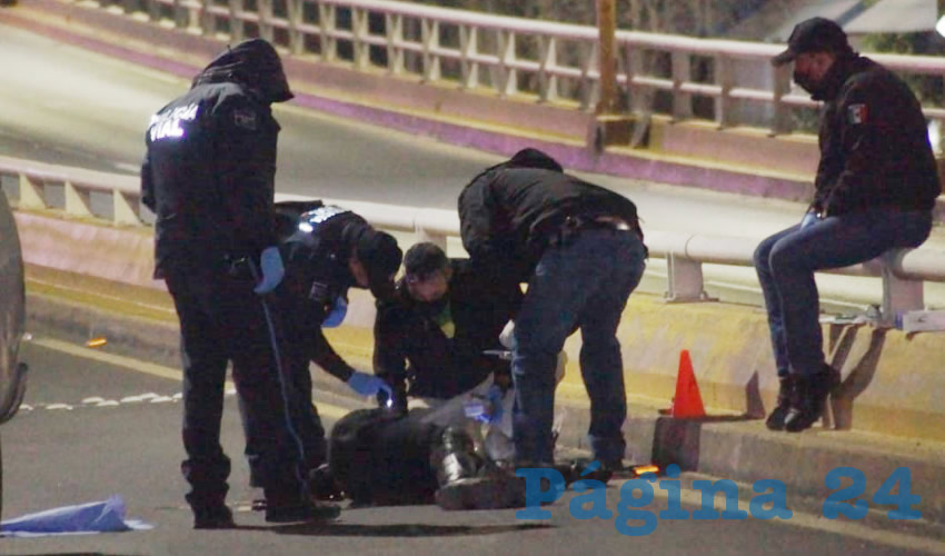 Antonio de la Cruz Olvera choc&oacute; contra el camell&oacute;n, sali&oacute; disparado a un costado y se golpe&oacute; brutalmente el cr&aacute;neo al caer en el suelo