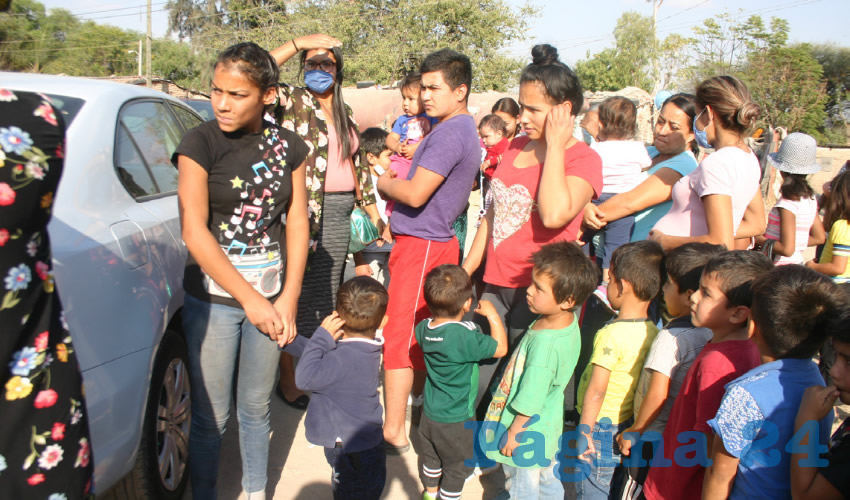 Entre casas de lámina y caminos terregosos pasan sus días los vecinos de la olvidada comunidad de Coyula, quienes exigen al alcalde tonalteca brinde servicios básicos/Foto: Francisco Tapia