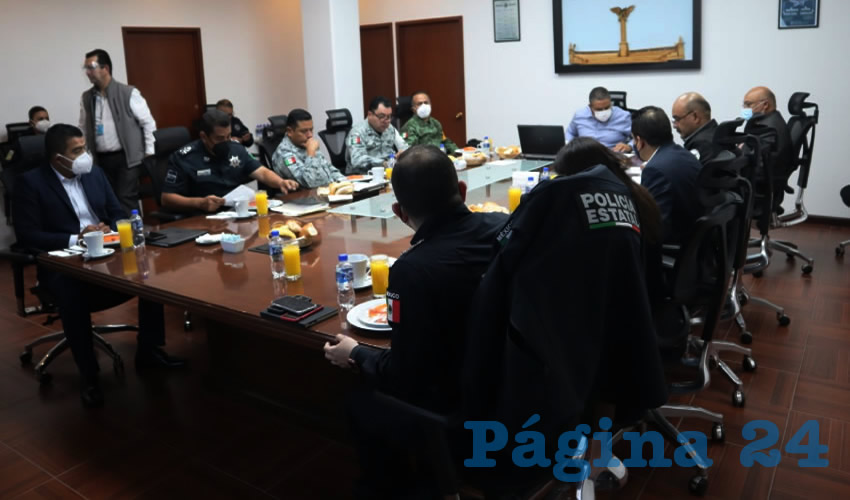 Participan el secretario de Seguridad P&uacute;blica del Estado, Porfirio S&aacute;nchez Mendoza y el director general de la Polic&iacute;a Estatal de Zacatecas, Israel Reyes Garc&iacute;a, en la denominada Mesa para la Reconstrucci&oacute;n de la Paz