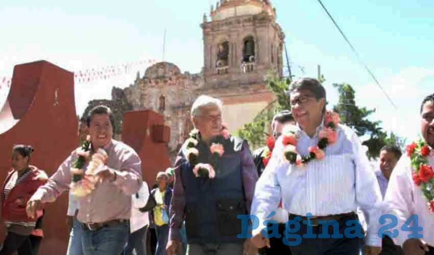 Seguro, David Monreal, sacó lo mejor de su repertorio, y no precisamente para “echarse” la Marcha a Zacatecas, sino comentarle y transmitirle a Ricardo, sus verdaderos ideales y esperanzas por transformar la entidad, como lo hizo en su momento el político zacatecano, ahora parlamentario nacional.
