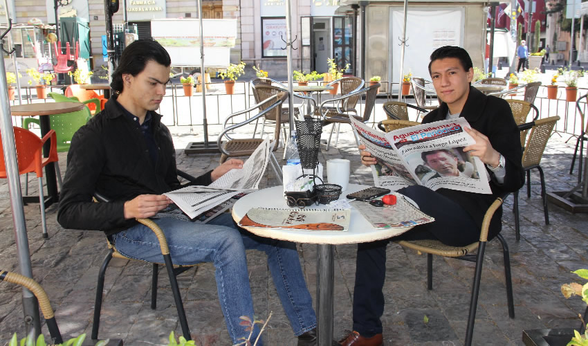 En Café Catedral desayunaron Adrián Flores Pérez y Erick Fermín Martínez
