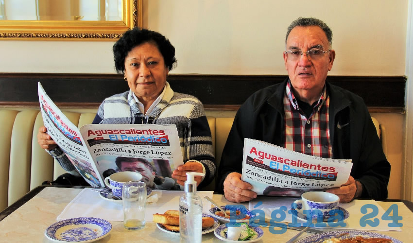 Mar&iacute;a del Carmen Ju&aacute;rez y Jes&uacute;s Campos Silva desayunaron en el restaurante Sanborns 