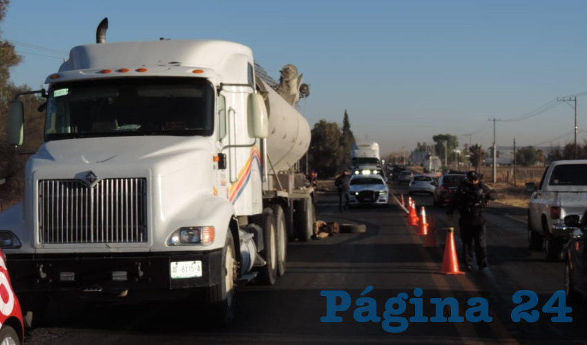El fatal percance ocurri&oacute; en la carretera federal 45 norte, en San Francisco de los Romo