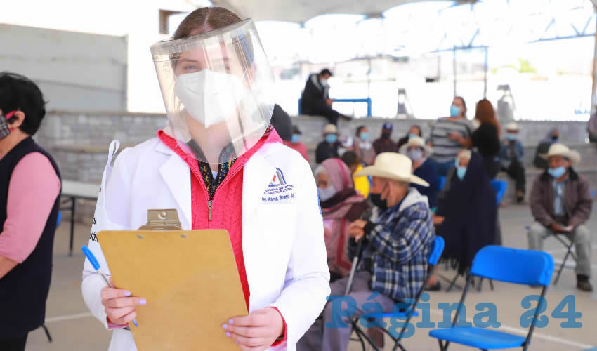 La UAA estará brindando a los estudiantes convocados kits de protección con gel antibacterial, cubrebocas y caretas