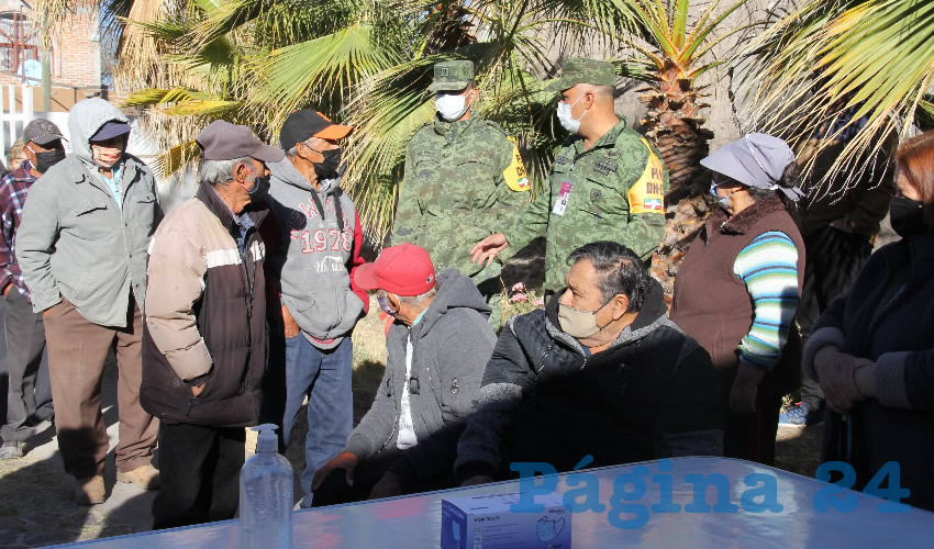 Hubo adultos que llegaron desde temprana hora