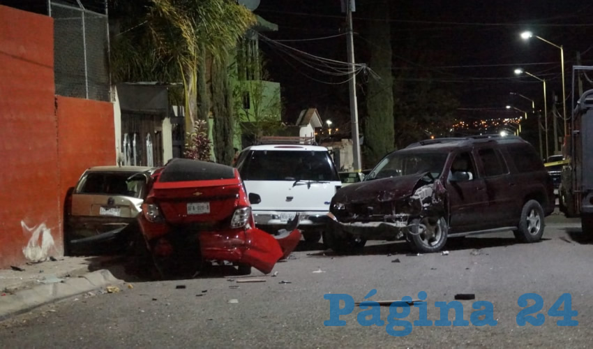 Néstor Abraham “N” “N”, al frente de la camioneta Chevrolet Trail-Blazer chocó contra el auto Chevrolet Beat que conducía Alam Nogueda, quien murió tras estrellarse la unida contra la pared y otro coche