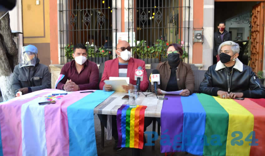 Martín Uvario Gaspar, activista social, enfatizó que exigen a todos los partidos políticos la inclusión de la comunidad LGBTTTIQ en candidaturas competitivas, “no de relleno”, para la contienda electoral del presente año (Foto:Merari Martínez)