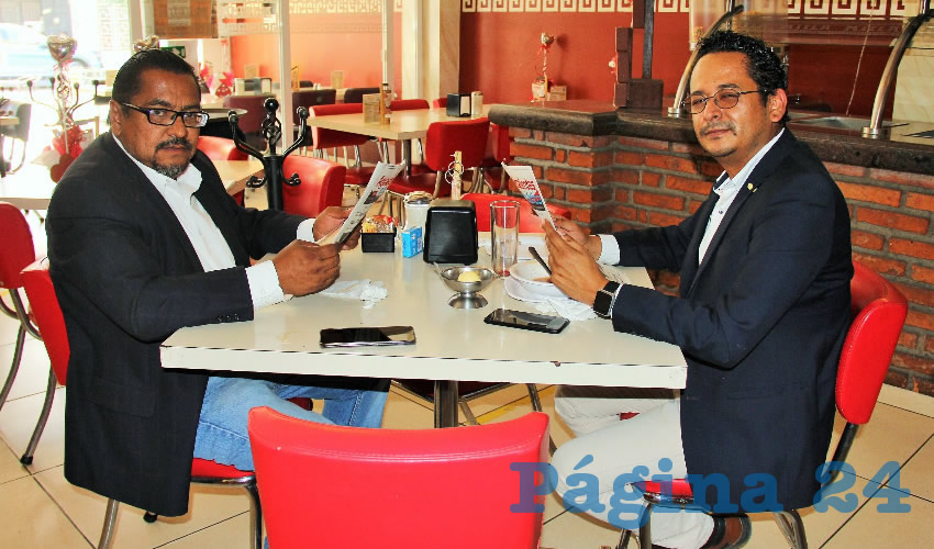 En el restaurante Mitla desayunaron Carlos Rodríguez Monreal y Fernando López Monreal