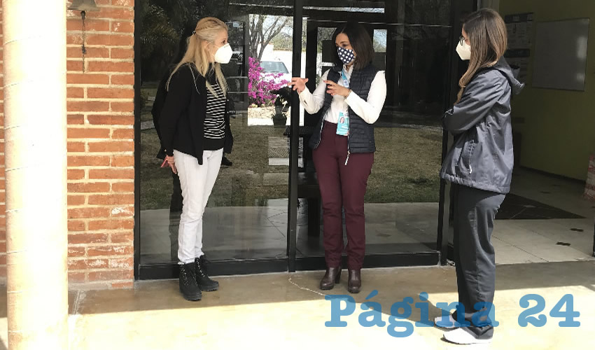 El DIF Estatal también pone a su disposición el servicio profesional de un geriatra, para programar revisiones médicas a los adultos mayores