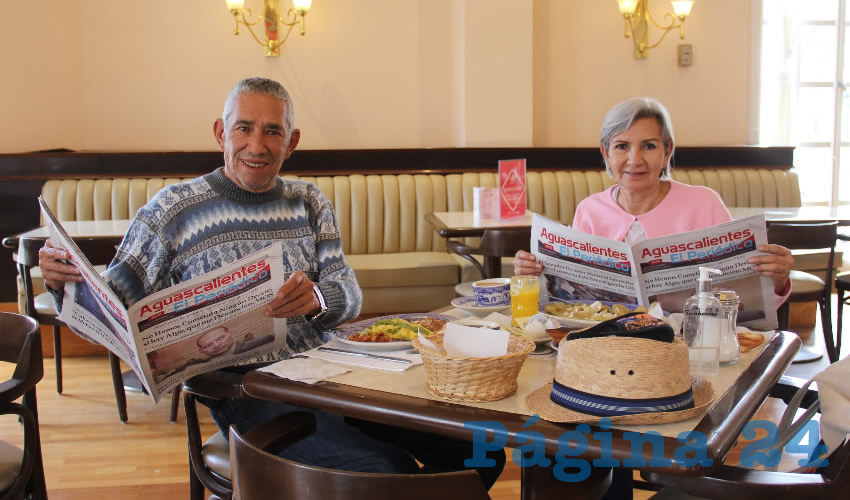 En restaurante Sanborns desayunaron Juan Pablo Barrios y su esposa Dora Martínez